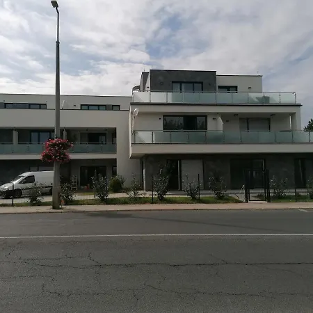 Balatoni Nyar Apartman *